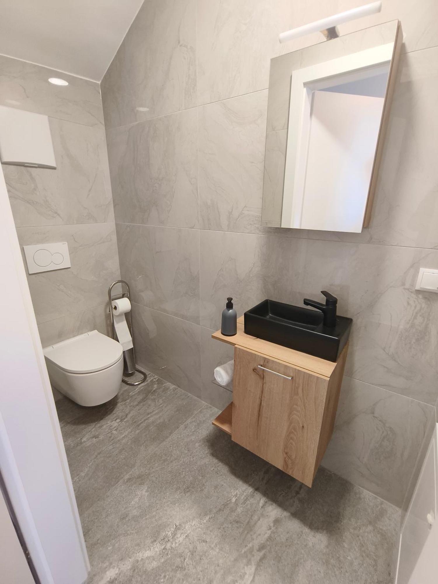 Triplex Appartements โคลสเตนอบวร์ก ภายนอก รูปภาพ